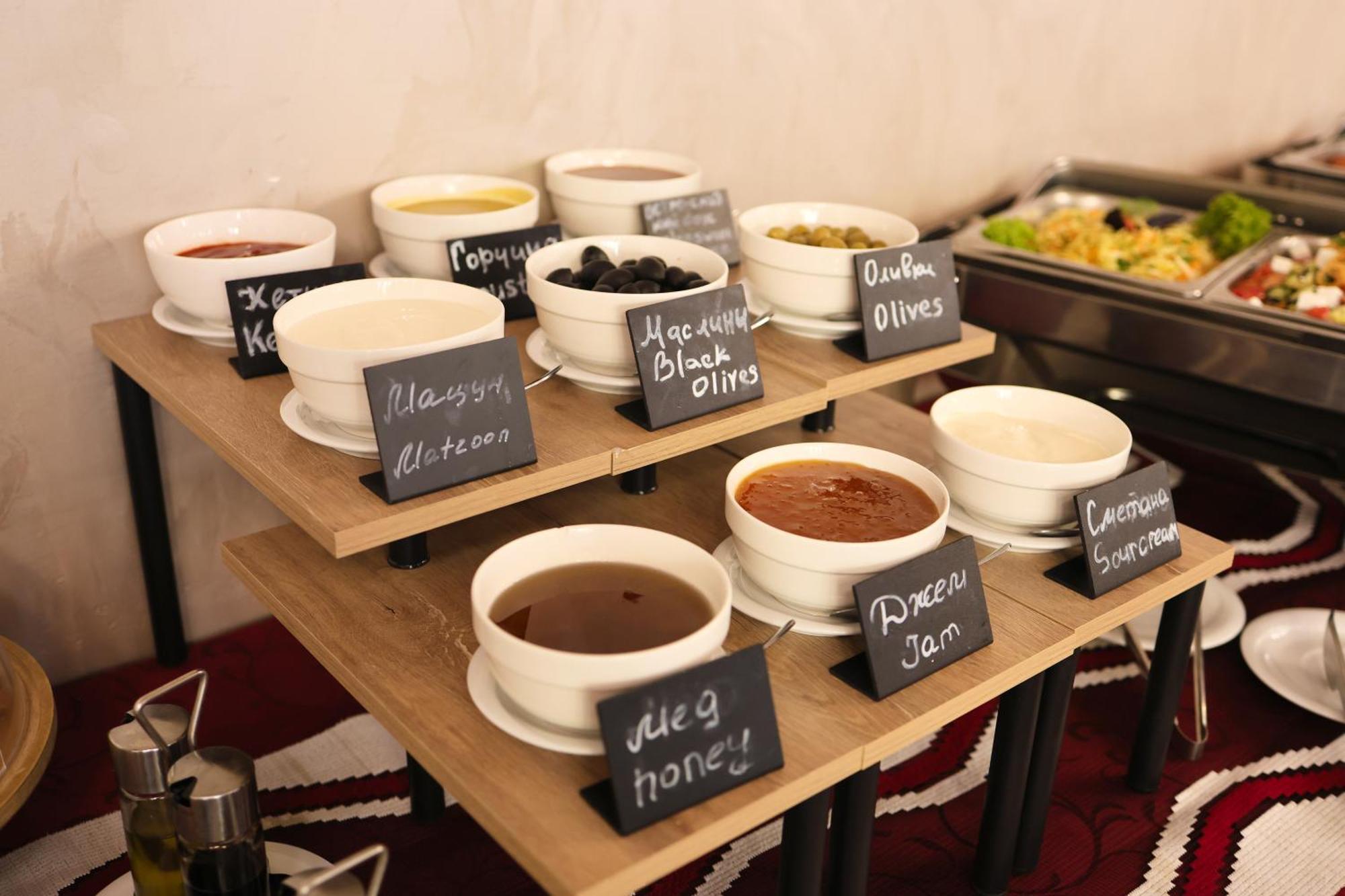 Spa Hotel Grace Forum エレバン エクステリア 写真