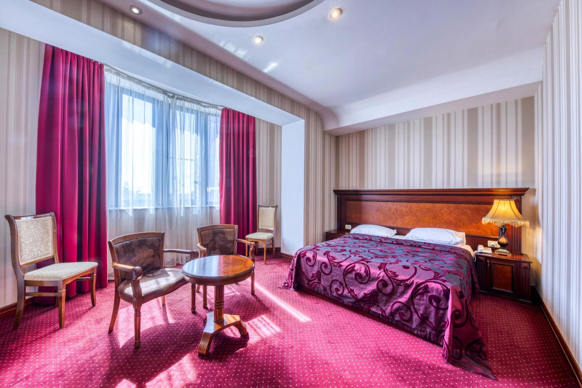 Spa Hotel Grace Forum エレバン 部屋 写真