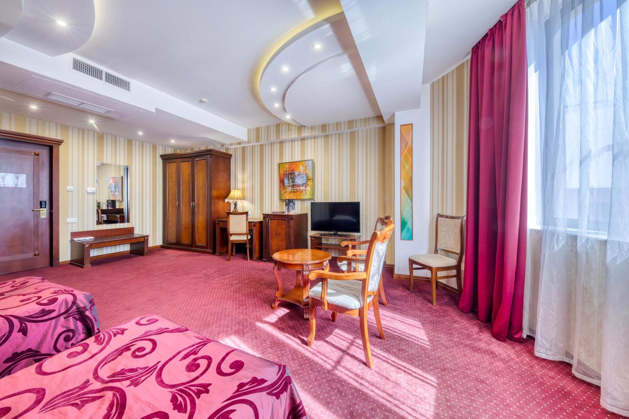 Spa Hotel Grace Forum エレバン 部屋 写真