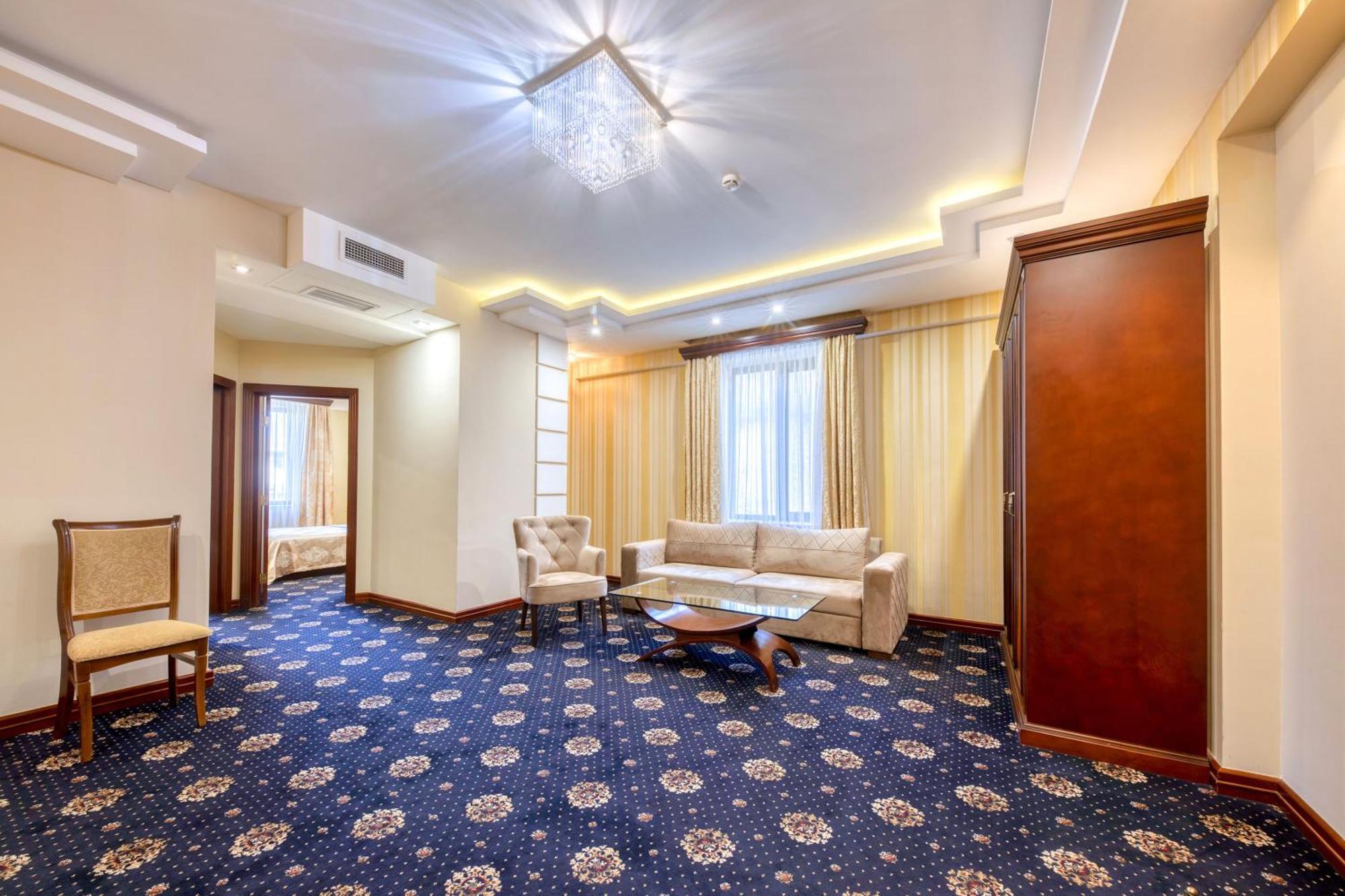 Spa Hotel Grace Forum エレバン 部屋 写真