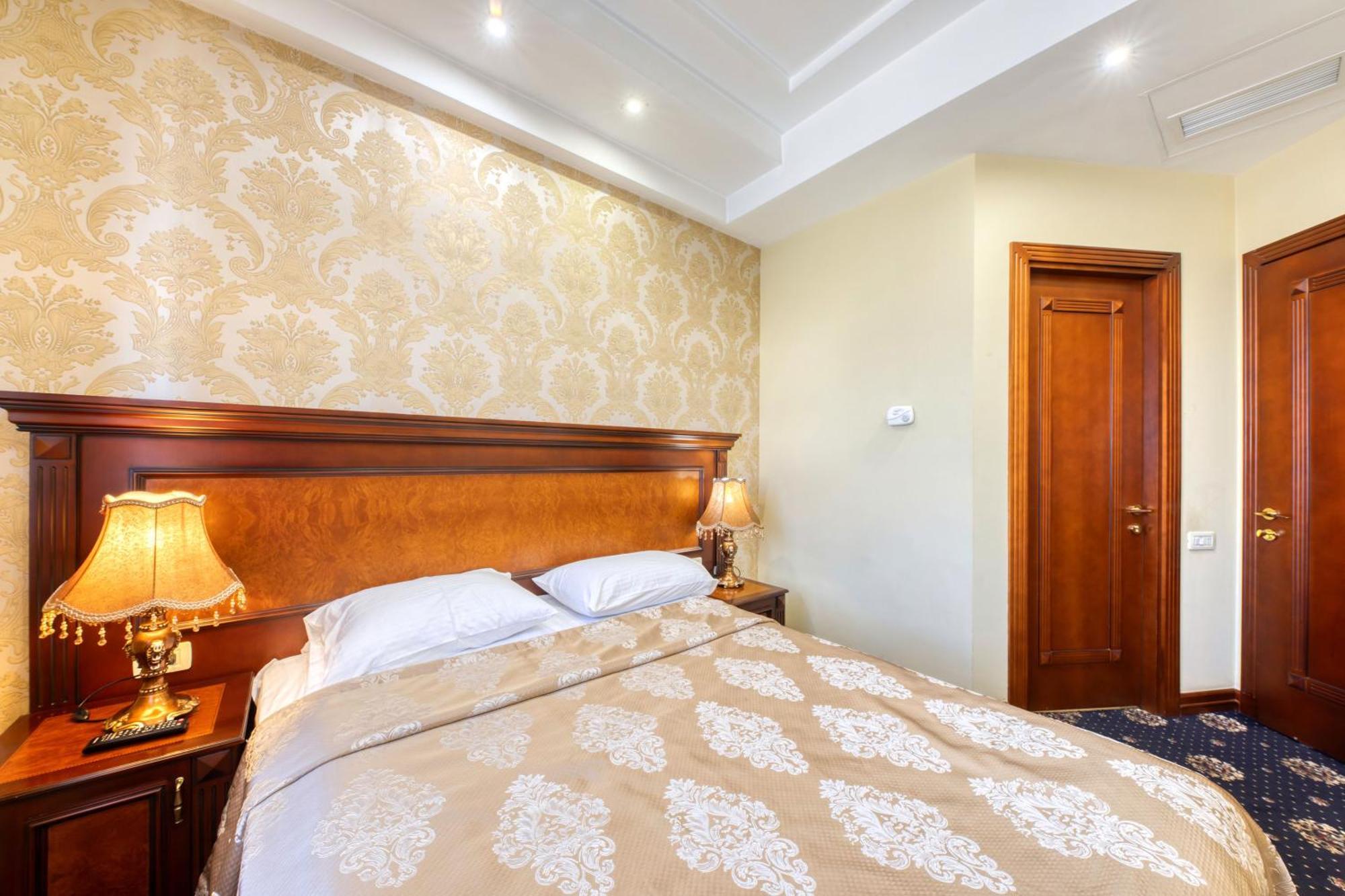 Spa Hotel Grace Forum エレバン 部屋 写真