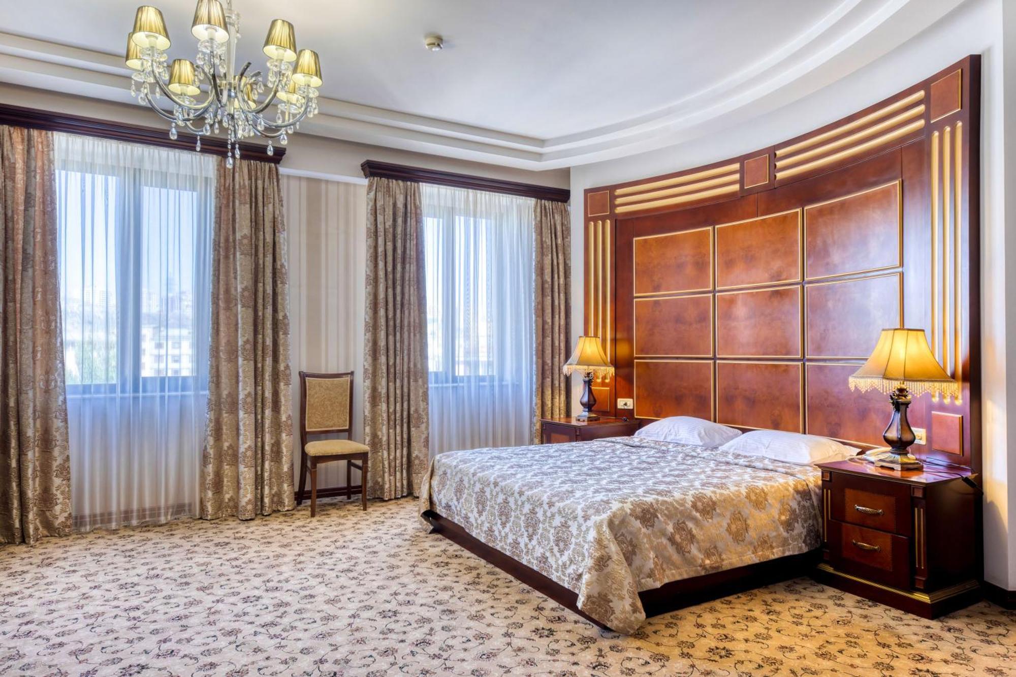 Spa Hotel Grace Forum エレバン 部屋 写真