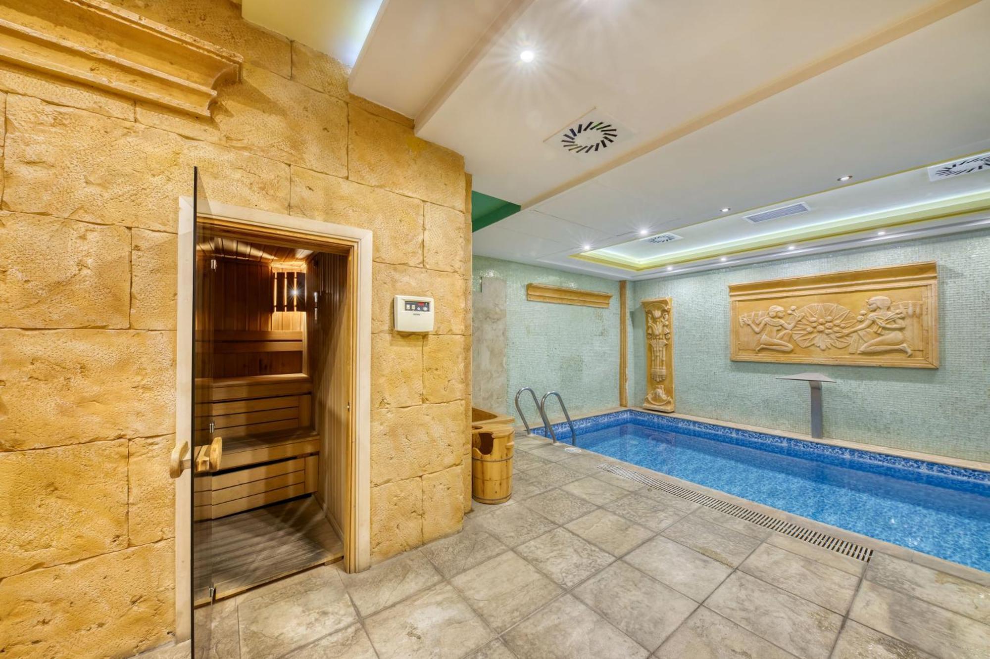 Spa Hotel Grace Forum エレバン エクステリア 写真