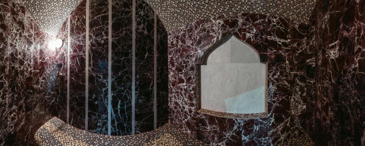 Spa Hotel Grace Forum エレバン エクステリア 写真